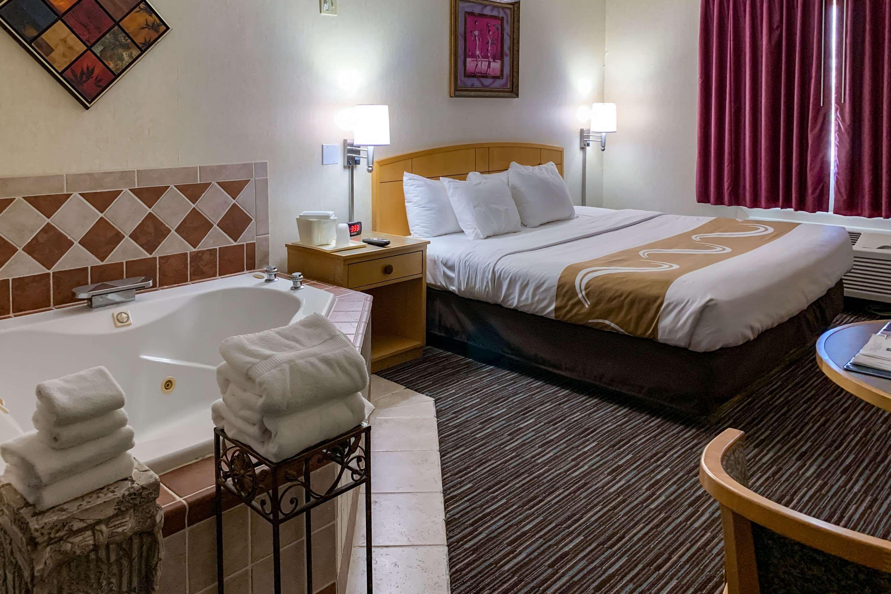 Quality Inn Near Toms River Corporate Park Manchester Township Ngoại thất bức ảnh